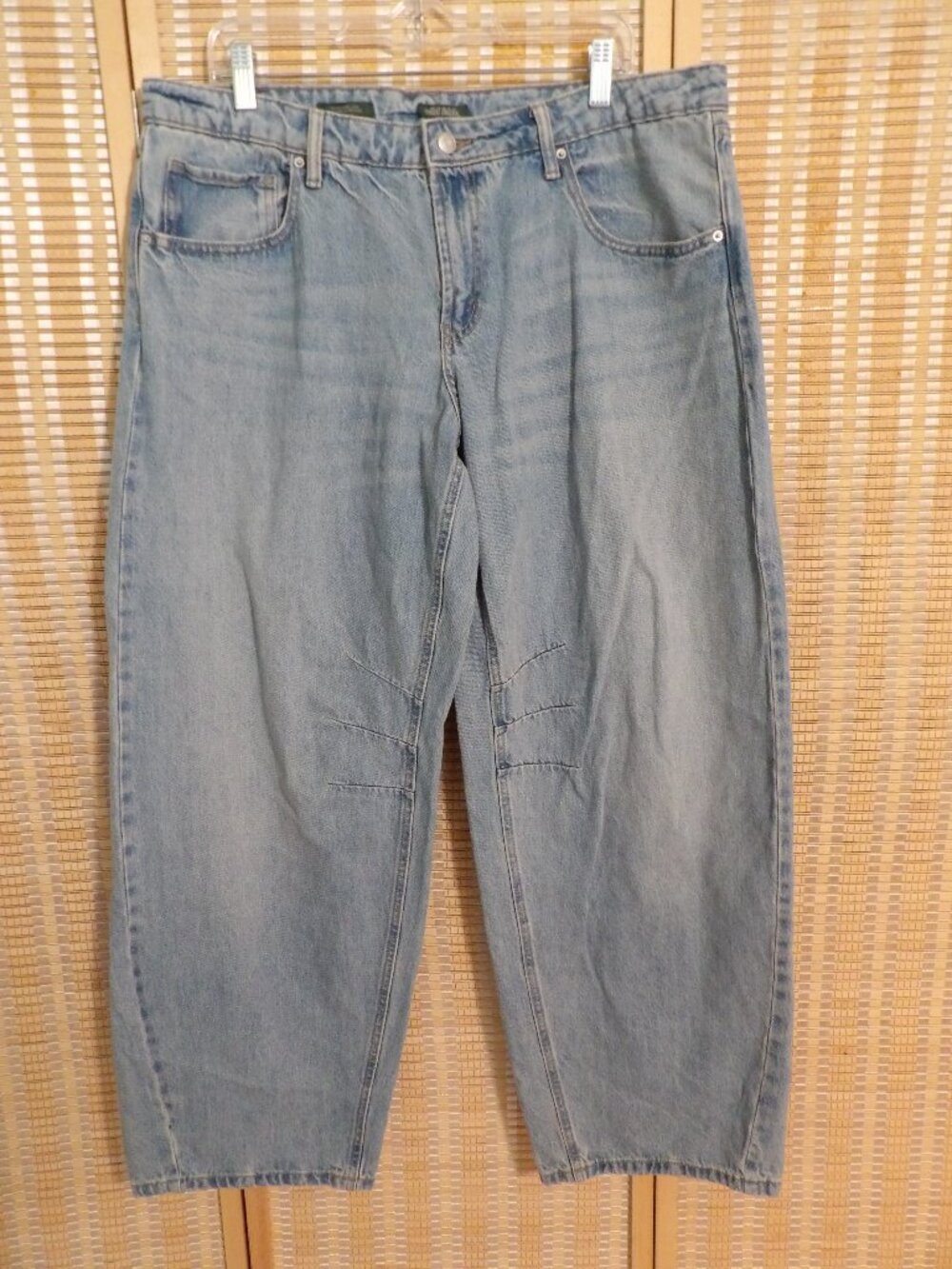 NWOT Women's Wild Fable Size 14 (Waist 36.5in) Mid-Rise Barrel Jeans